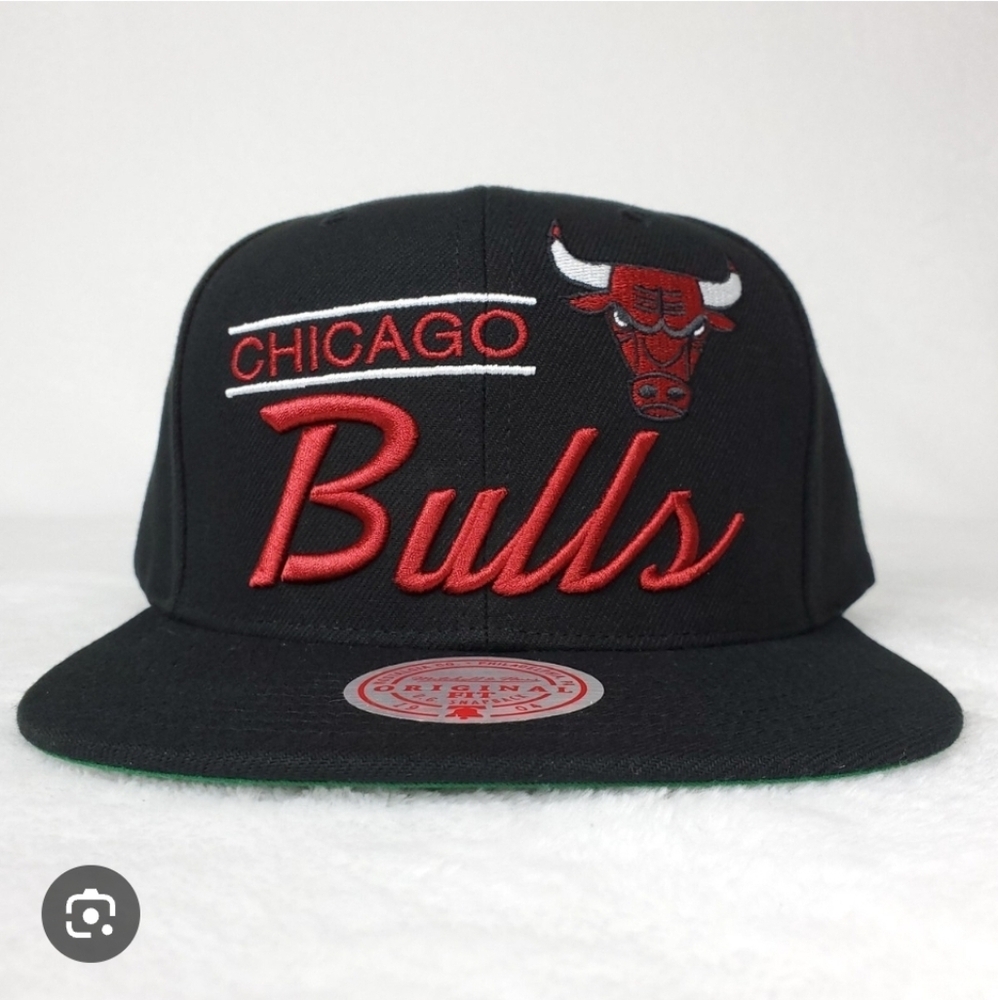 Mitchell & Ness Green and Black Cap